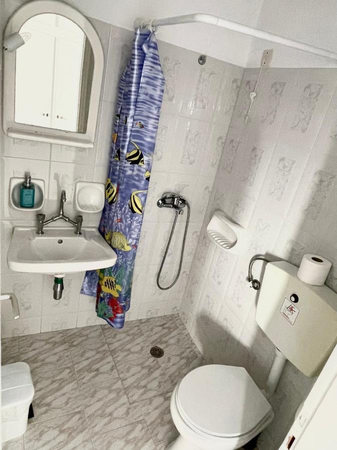 Theodora Rooms Kamares  Exterior foto