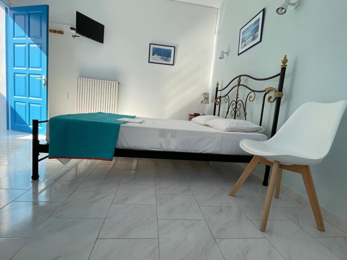 Theodora Rooms Kamares  Exterior foto